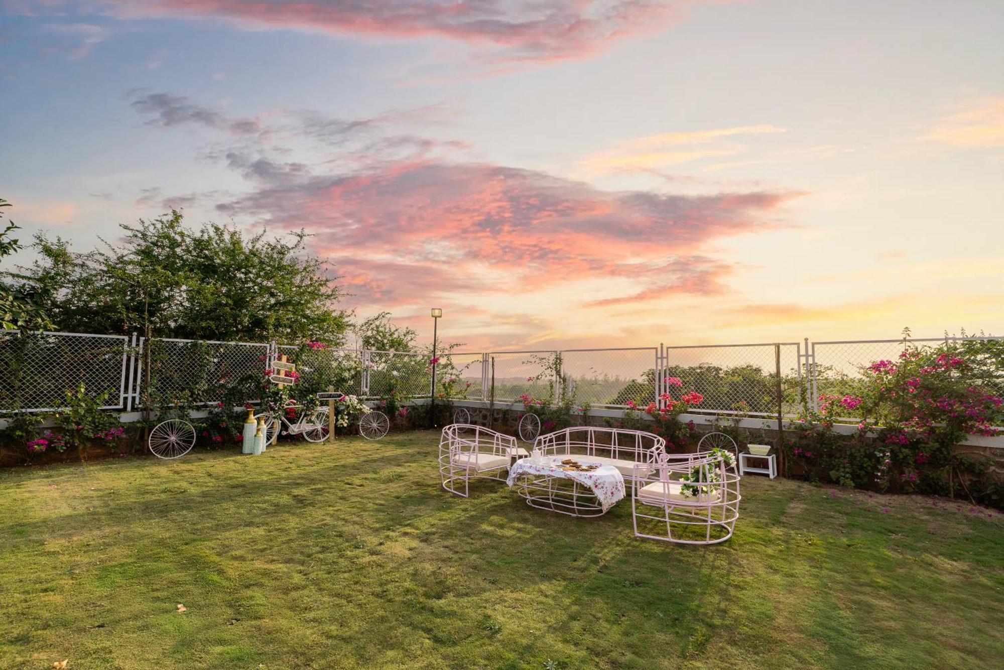 Ekostay Luxe - Casa Noah - Paddle Court & Sunset Point Lonavala Exterior foto